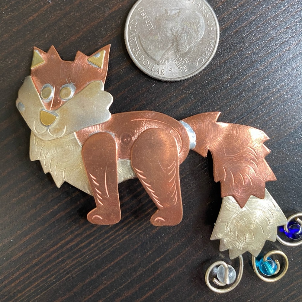 Adorable fox pin 🦊